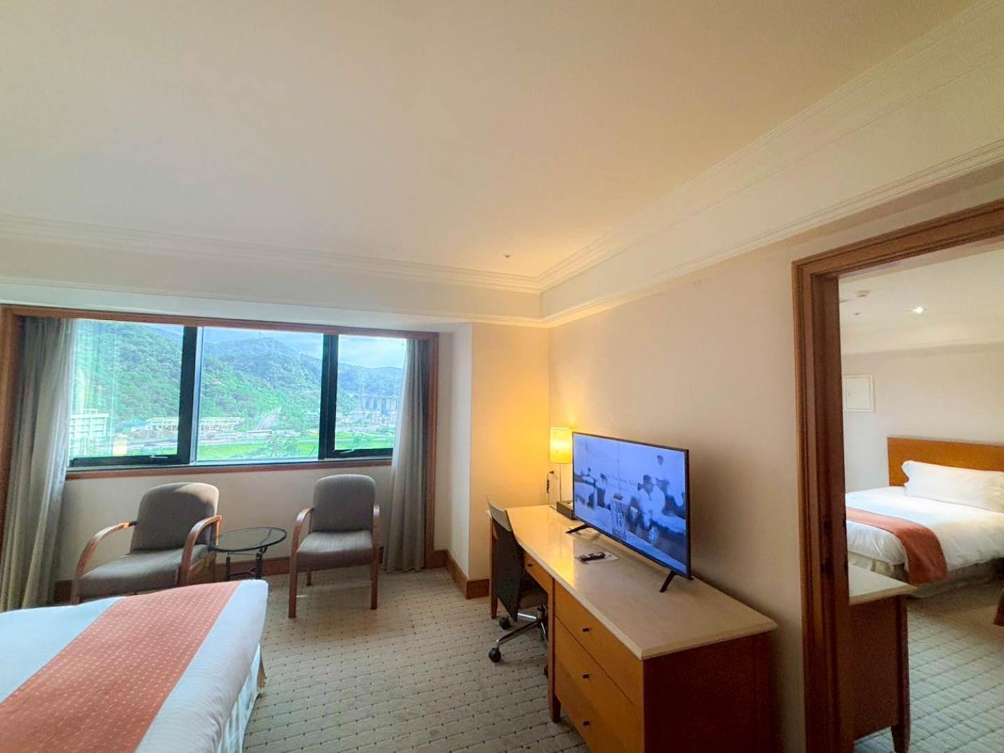 Hione Holiday Hotel Taipei Dış mekan fotoğraf