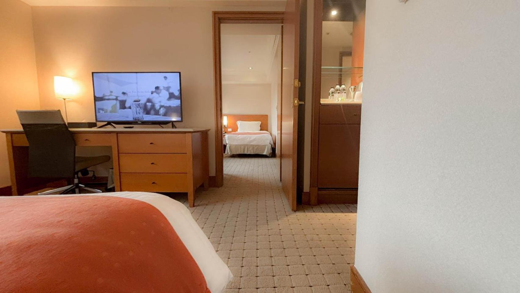 Hione Holiday Hotel Taipei Dış mekan fotoğraf