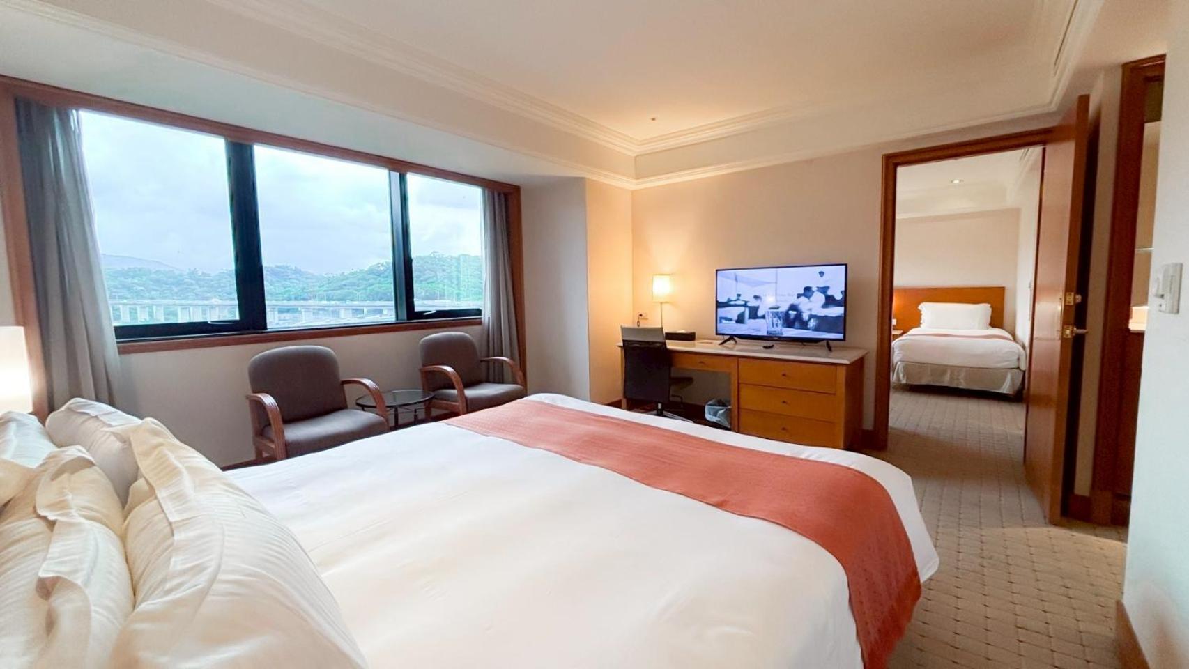 Hione Holiday Hotel Taipei Dış mekan fotoğraf