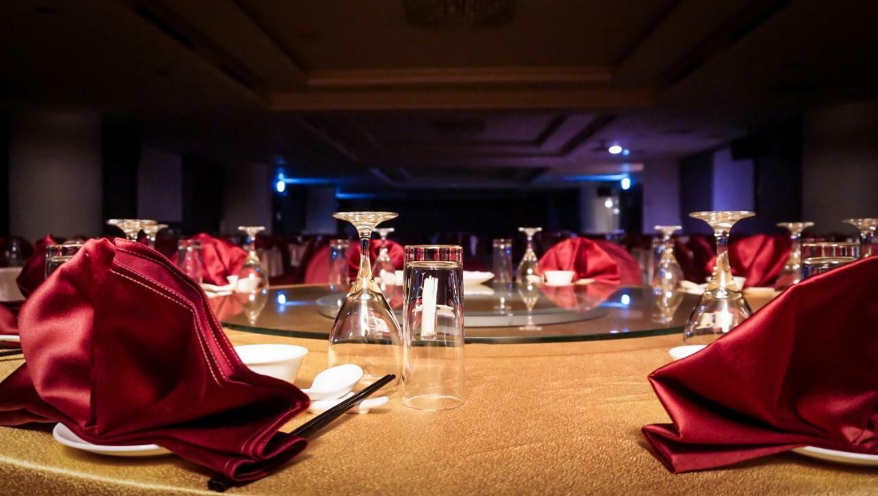 Hione Holiday Hotel Taipei Dış mekan fotoğraf