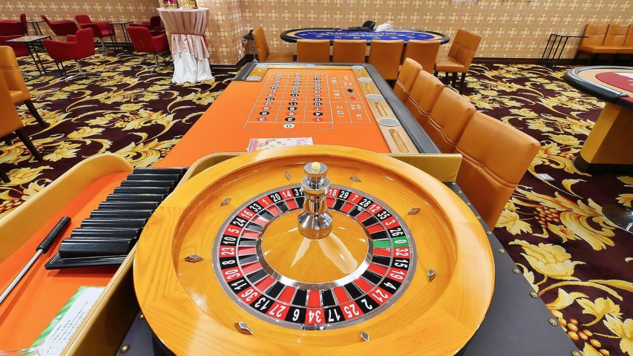 Hione Holiday Hotel Taipei Dış mekan fotoğraf