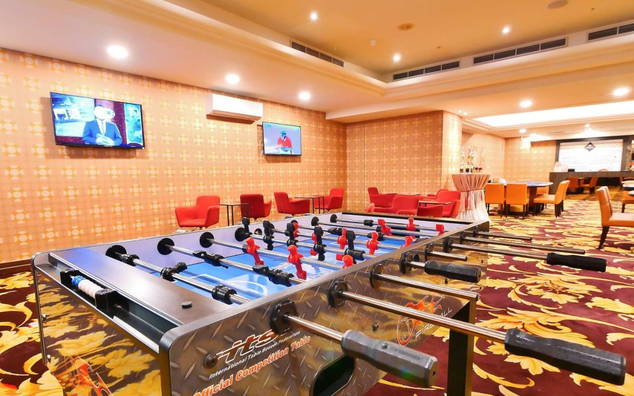 Hione Holiday Hotel Taipei Dış mekan fotoğraf