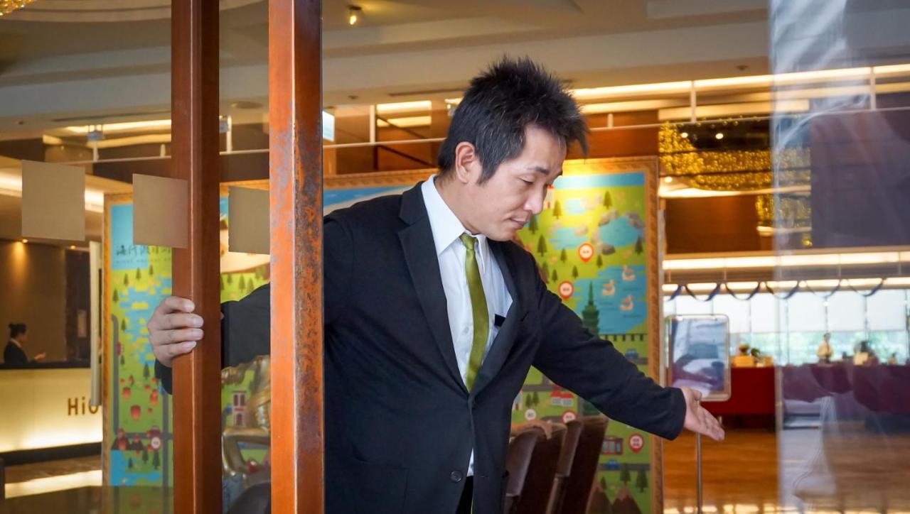 Hione Holiday Hotel Taipei Dış mekan fotoğraf