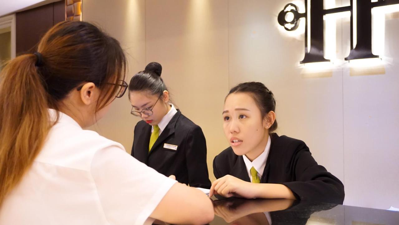 Hione Holiday Hotel Taipei Dış mekan fotoğraf