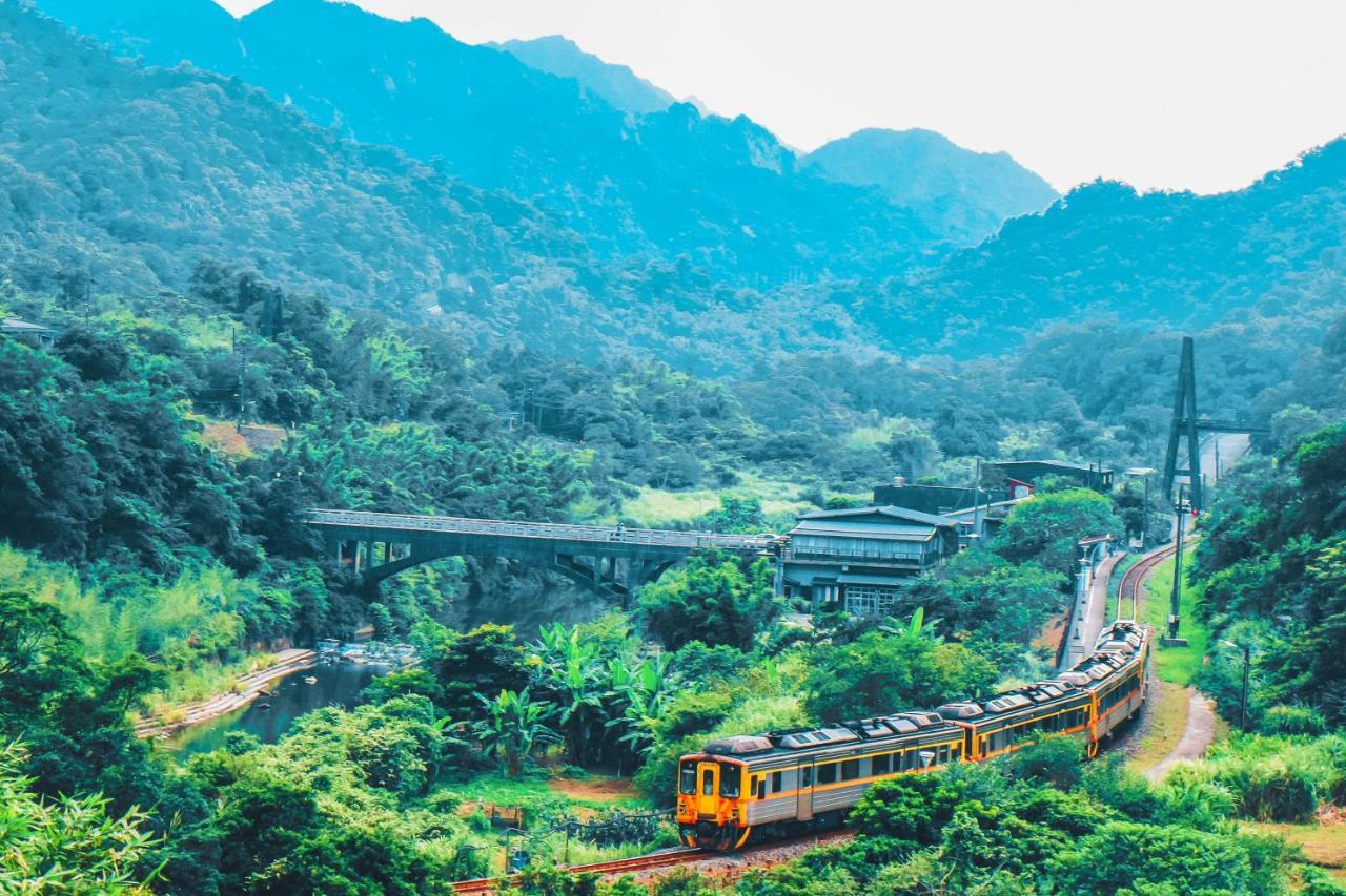 Hione Holiday Hotel Taipei Dış mekan fotoğraf