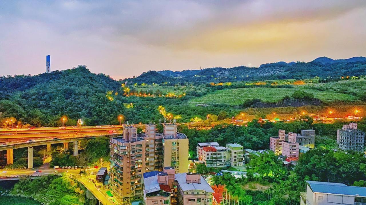 Hione Holiday Hotel Taipei Dış mekan fotoğraf