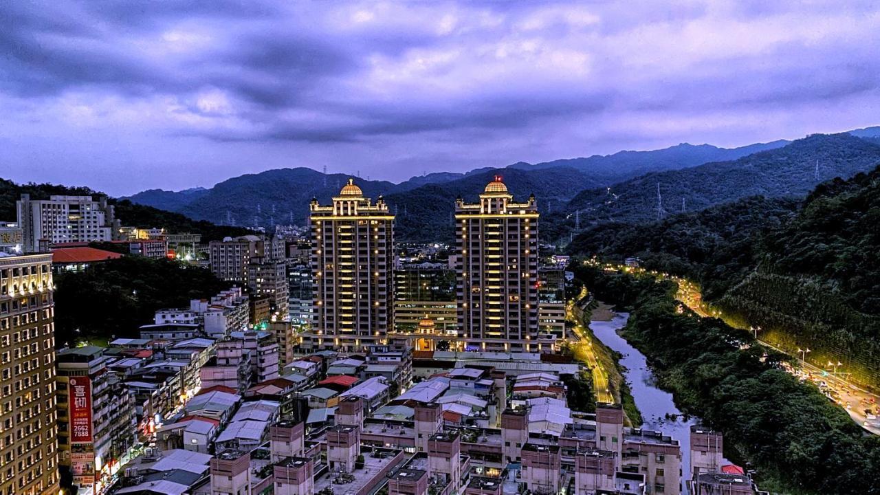 Hione Holiday Hotel Taipei Dış mekan fotoğraf